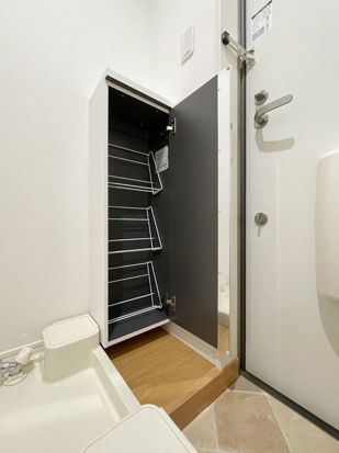 玄関　☆玄関にはシューズボックスもございます☆