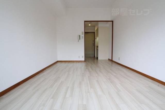 居室・リビング　※２０５号室の写真です