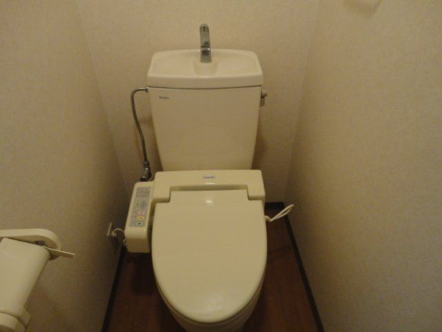 トイレ　ゆったりとした空間のトイレです