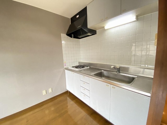 キッチン　＊同物件・別部屋の写真の転用です。