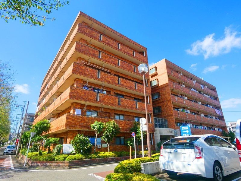 建物外観　★お部屋探しはタウンハウジング稲田堤店まで★
