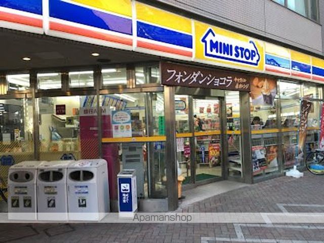 コンビニ　ミニストップ 東向島５丁目店（コンビニ）まで68m