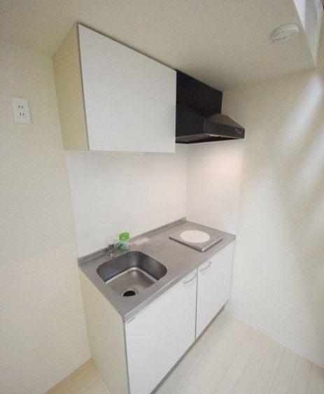 キッチン　※同物件別部屋イメージ写真