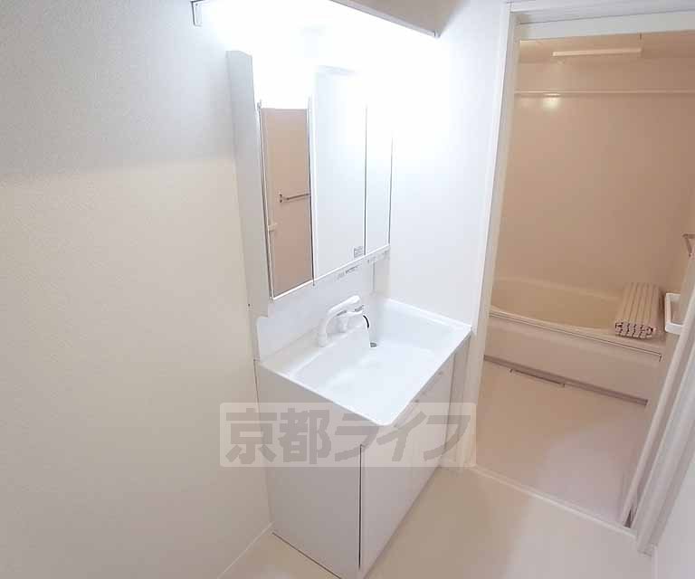 洗面設備　便利なシャンプードレッサーです