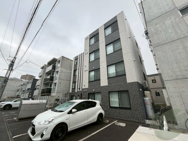 建物外観　札幌市北区北３８条西「ビアンカ麻生」