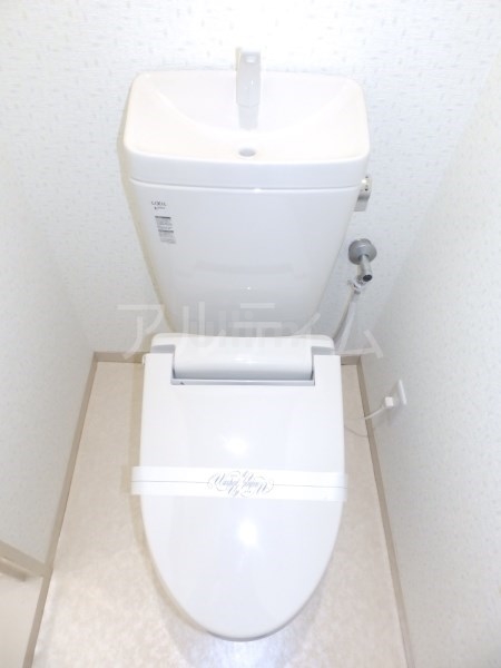 トイレ　別の部屋の写真