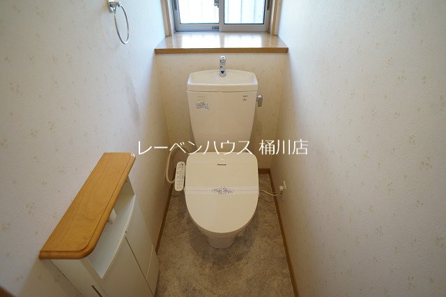 トイレ　レーベンハウス桶川店へ　048-787-5511
