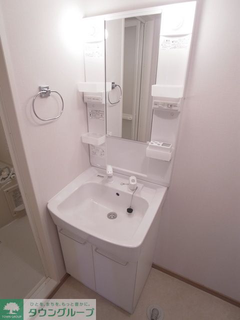 洗面設備　お部屋探しは株式会社　タウンハウジング　までお気軽にお問合…