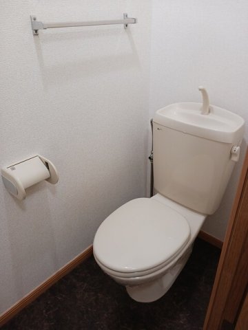 トイレ　シンプルで使いやすいトイレです