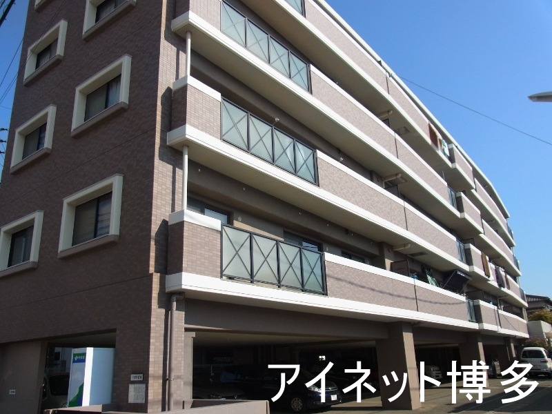 建物外観　閑静な住宅街にペット可の募集が出ました！