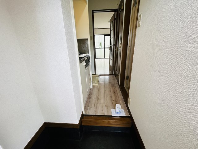 玄関　収納もある玄関です