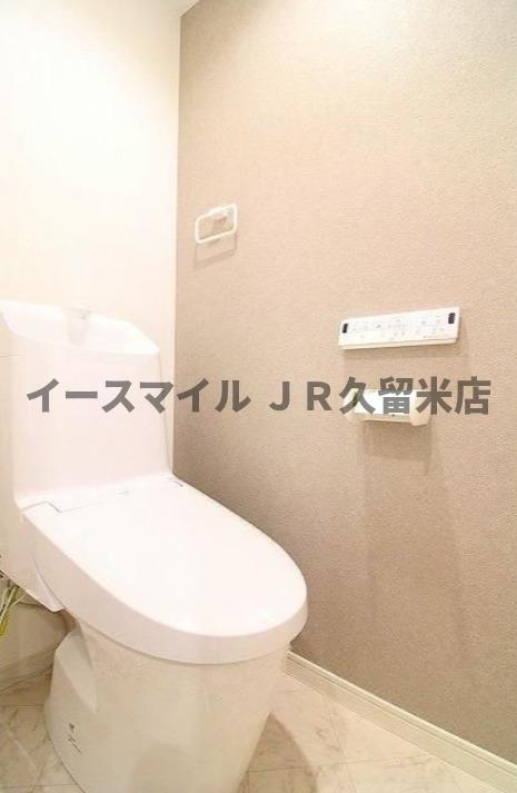 トイレ　建築途中の為、参考写真になります。