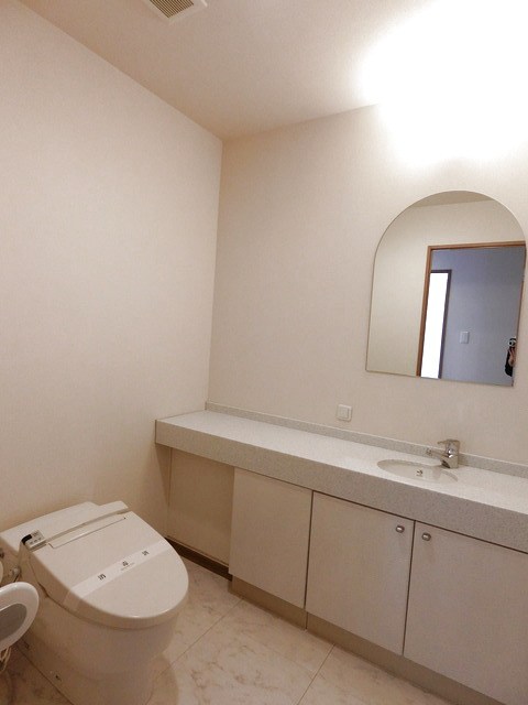 トイレ　別部屋参考写真