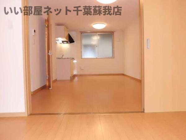 キッチン　コンパクトなキッチンで掃除もラクラク