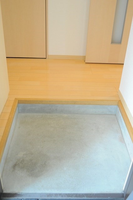 Ciel Garden A棟の玄関写真