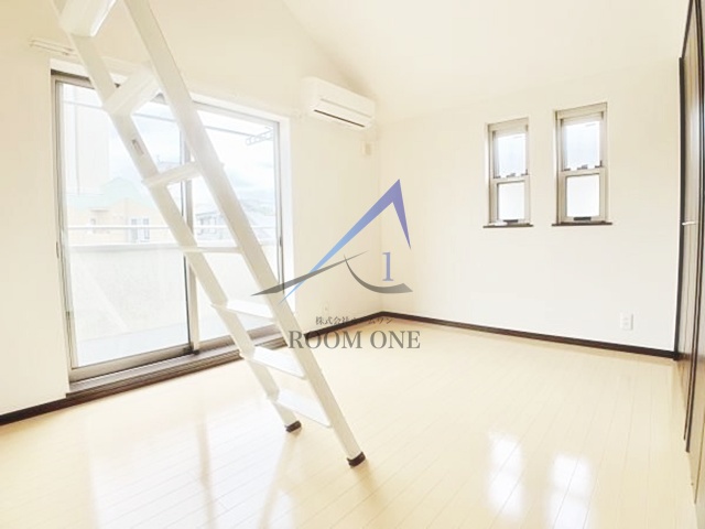 居室・リビング　洋室のお部屋です。
