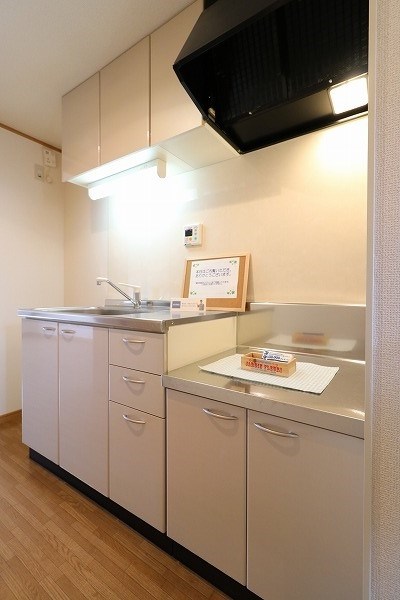 キッチン　大型のキッチンで、お料理も楽勝♪