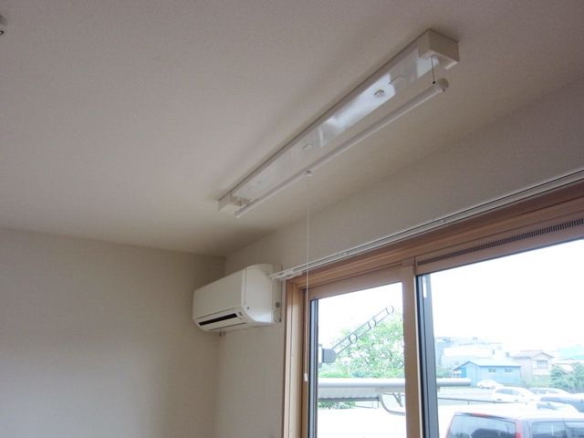 その他設備　☆室内物干しがあるので梅雨時期も安心