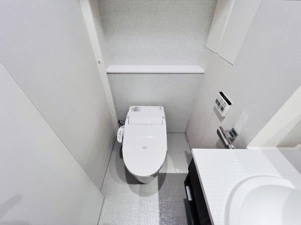 トイレ　落ち着いたトイレです