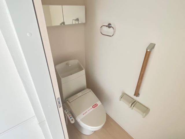 トイレ　シャワー付トイレ