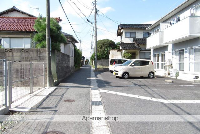 その他　前面道路（その他）まで10m
