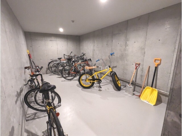 その他共有部分　屋内駐輪場