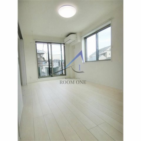 居室・リビング　洋室のお部屋です。