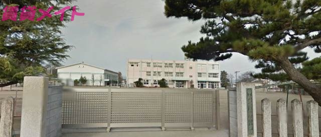 小学校　鈴鹿市立若松小学校（小学校）まで1300m