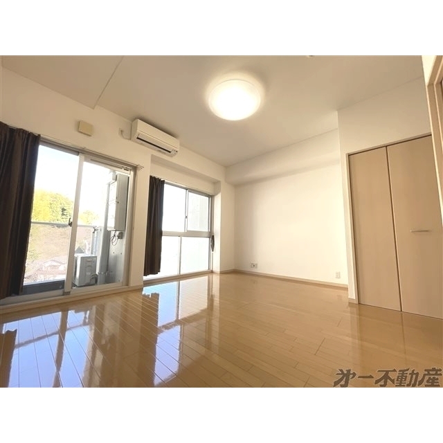 建物外観　洋室
