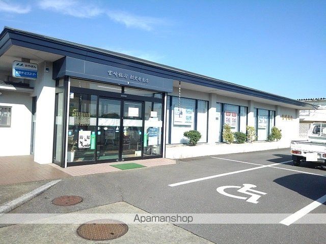 銀行　宮崎銀行財光寺支店（銀行）まで1300m