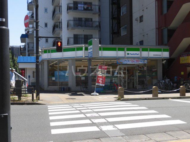 コンビニ　ファミリーマート 南多摩高校前店（コンビニ）まで162m