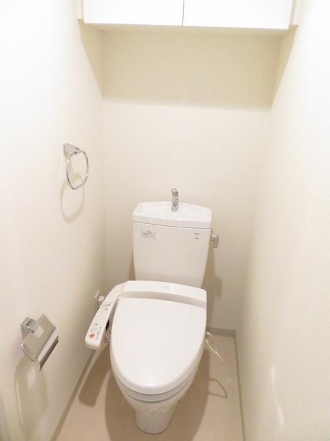 東京メトロ東西線 浦安駅 徒歩2分 11階建 築20年のトイレ写真