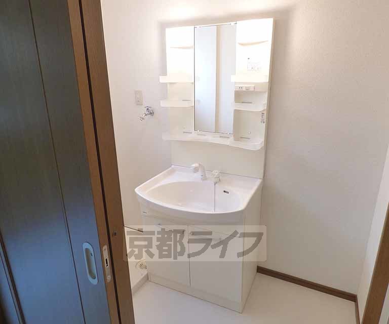 舟屋町貸家の内装写真