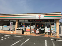 コンビニ　セブンイレブン 静岡東草深町店（コンビニ）まで223m