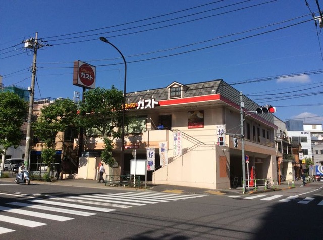 飲食店　ガスト（飲食店）まで170m