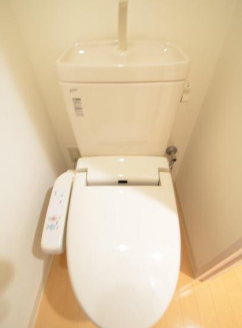 トイレ　※別部屋参考画像