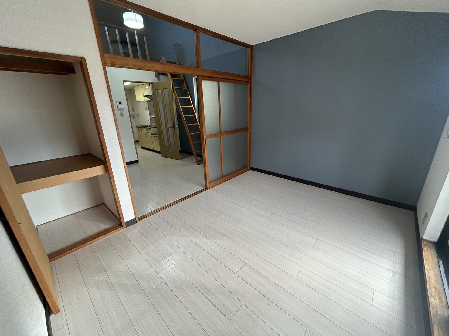 南仙台ハイツJ棟の居間写真