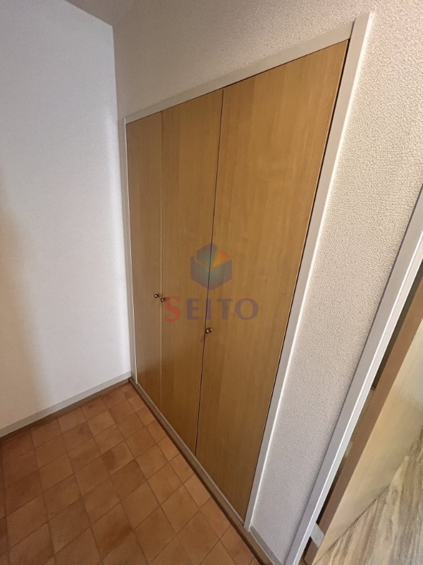 アスターIIIの内装写真