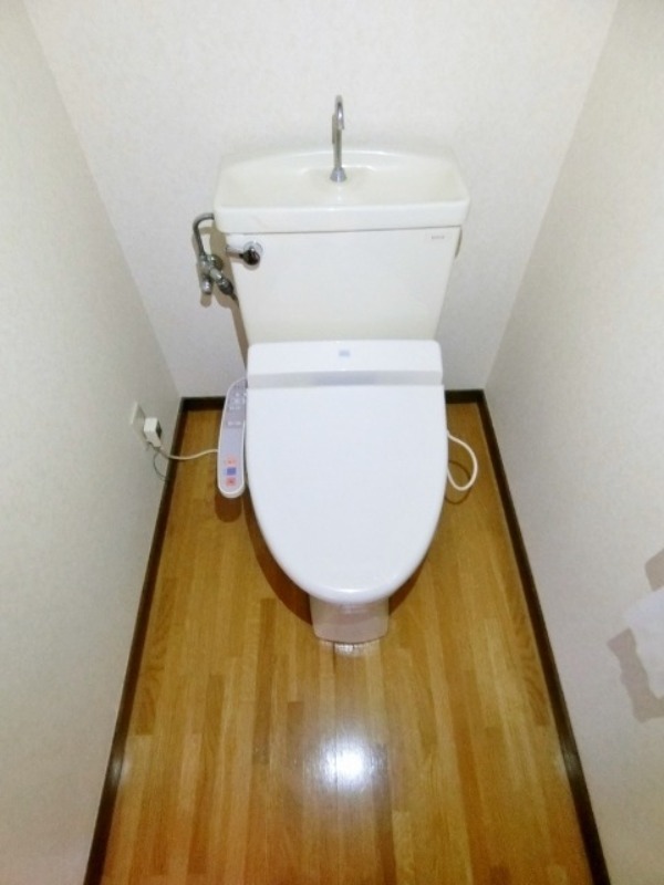 トイレ　図面と現状に相違がある場合には現状を優先