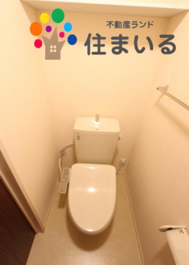 名鉄河和線 半田口駅 徒歩25分 2階建 築9年のトイレ写真
