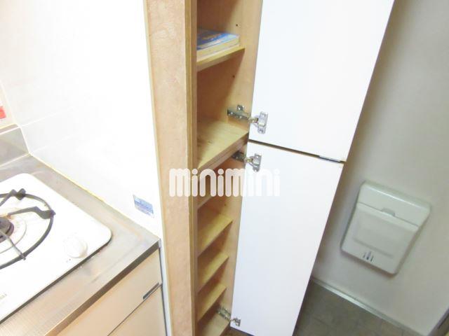 その他設備　下駄箱付です。