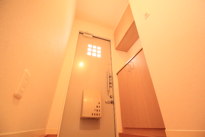 玄関　シューズボックス付き☆