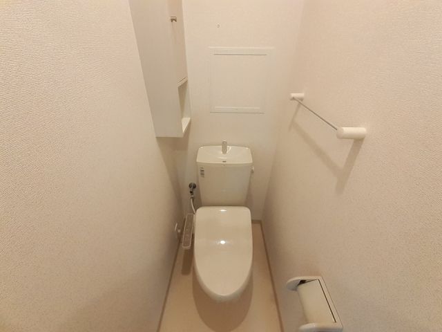 【旭川市曙三条のアパートのトイレ】
