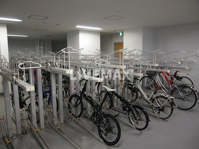 駐車場　駐輪場