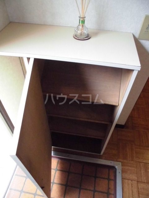【葛飾区東四つ木のアパートの収納】