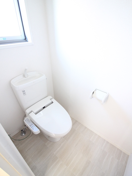 ガーデン アンソレイユのトイレ写真