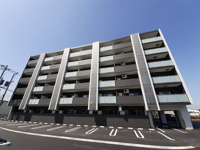 糟屋郡粕屋町内橋西のマンションの建物外観