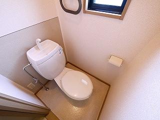 トイレ　落ち着いたトイレです