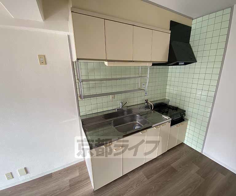 キッチン　調理スペース有り