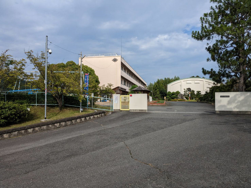 【シャインコスモマンションの小学校】